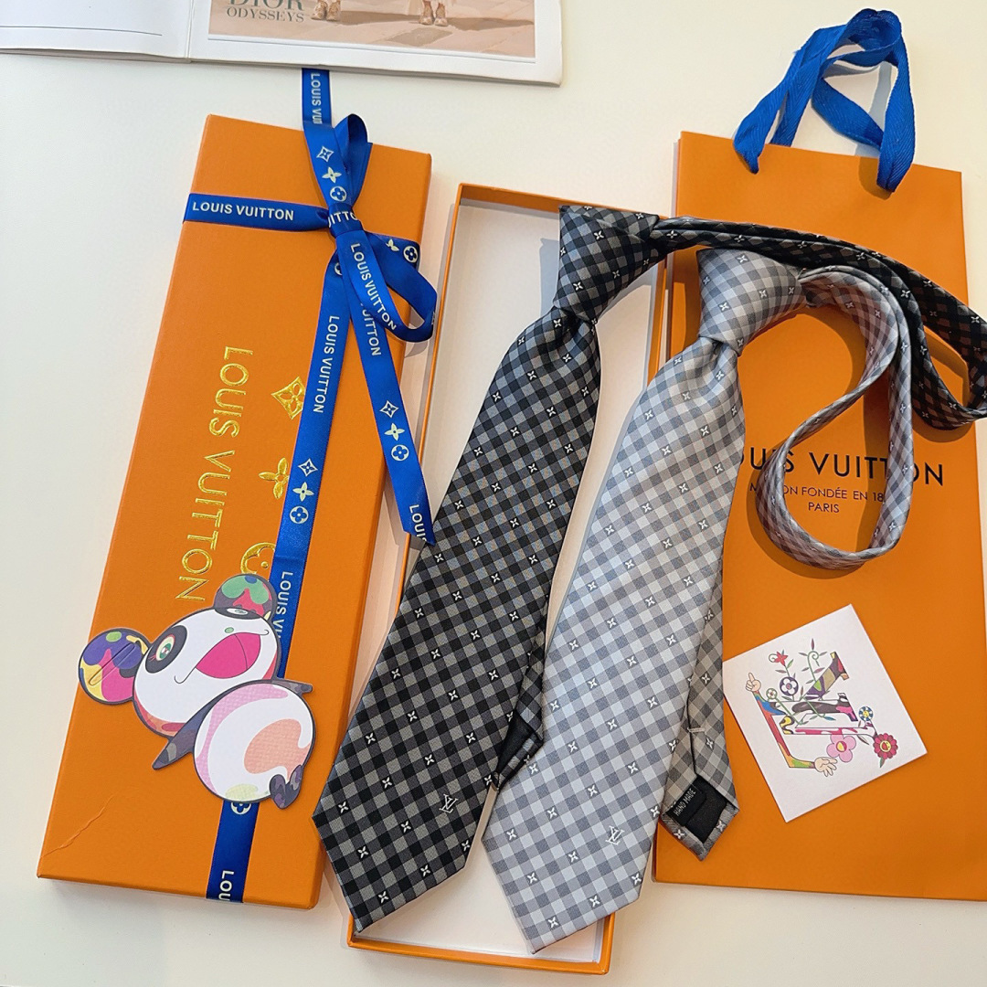 Louis Vuitton LV Classic Flower Check Silk Tie - Essential for Business Elite Styling - KAIROO