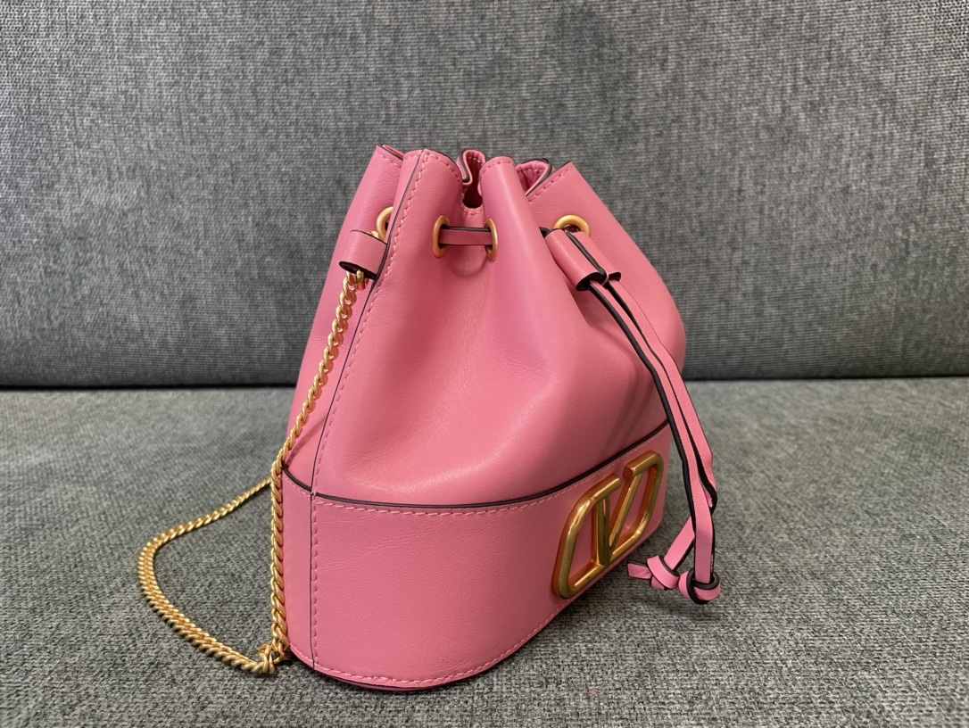 Valentino Vlogo Mini Bucket Bag in Lambskin-Pink