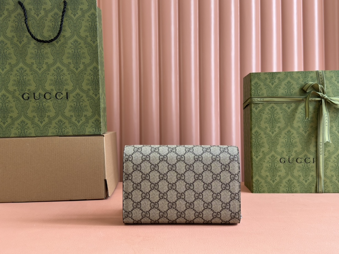 Gucci Dionysus GG Supreme Chain Wallet