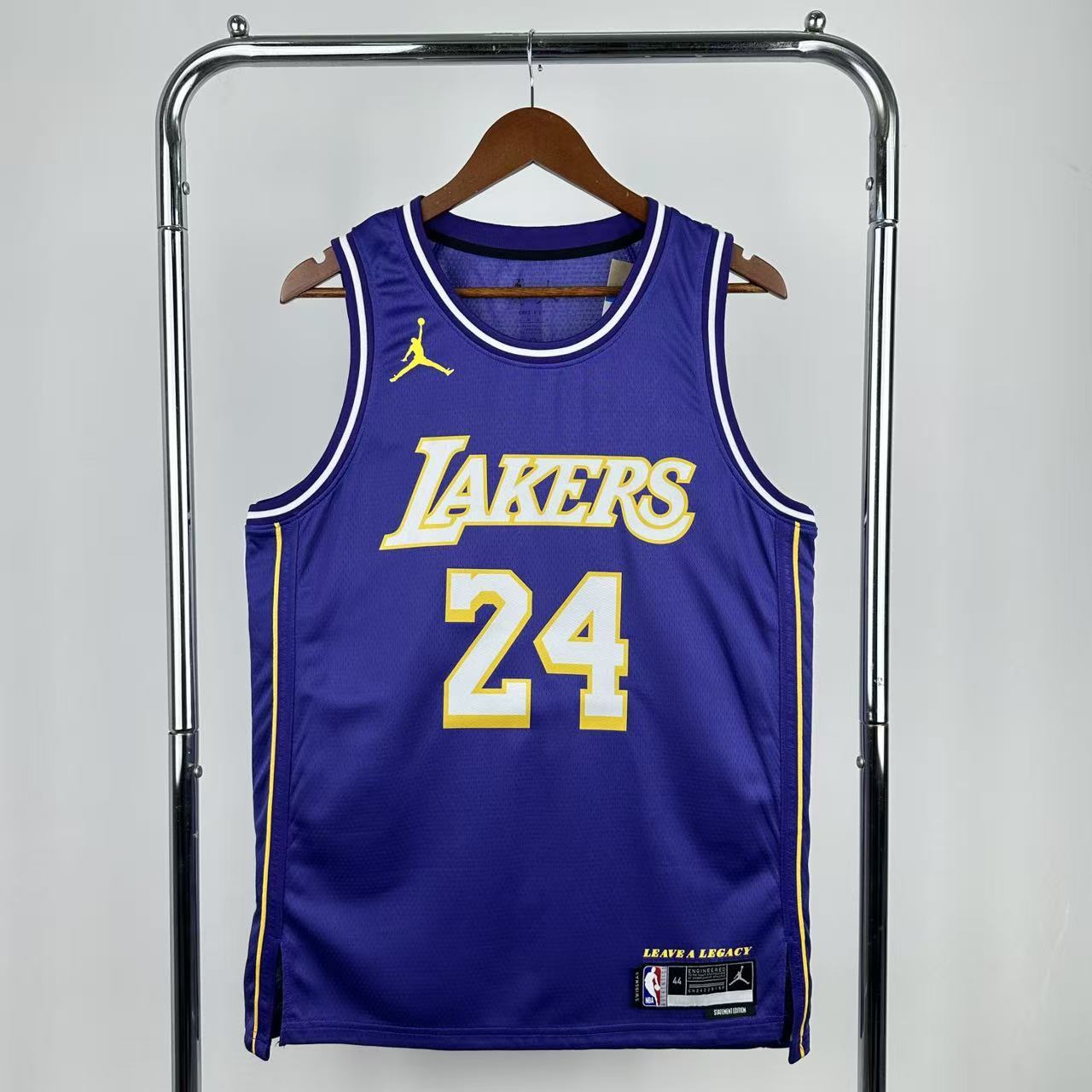 2026 Lakers exclusive Kobe Bryant #24