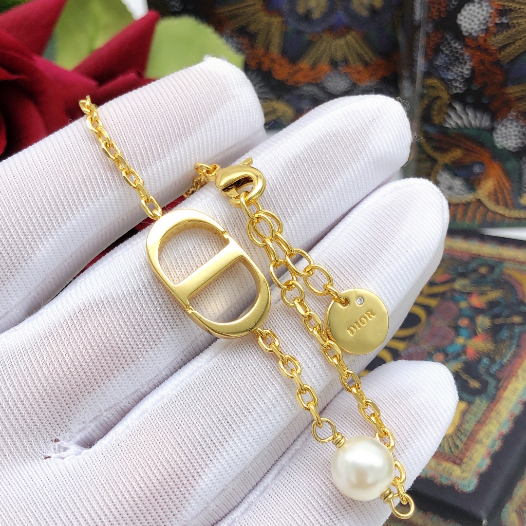 Dior Classic Simple thin bracelet