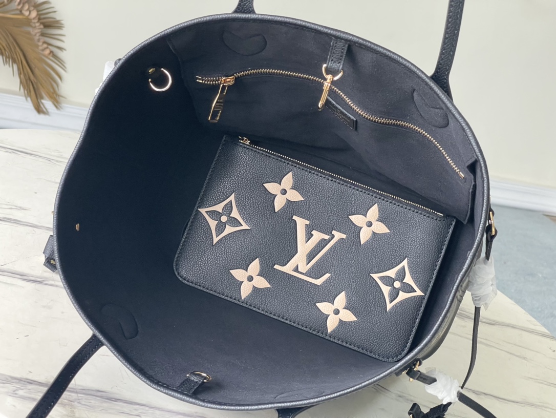 Louis Vuitton LV Neverfull MM m58907