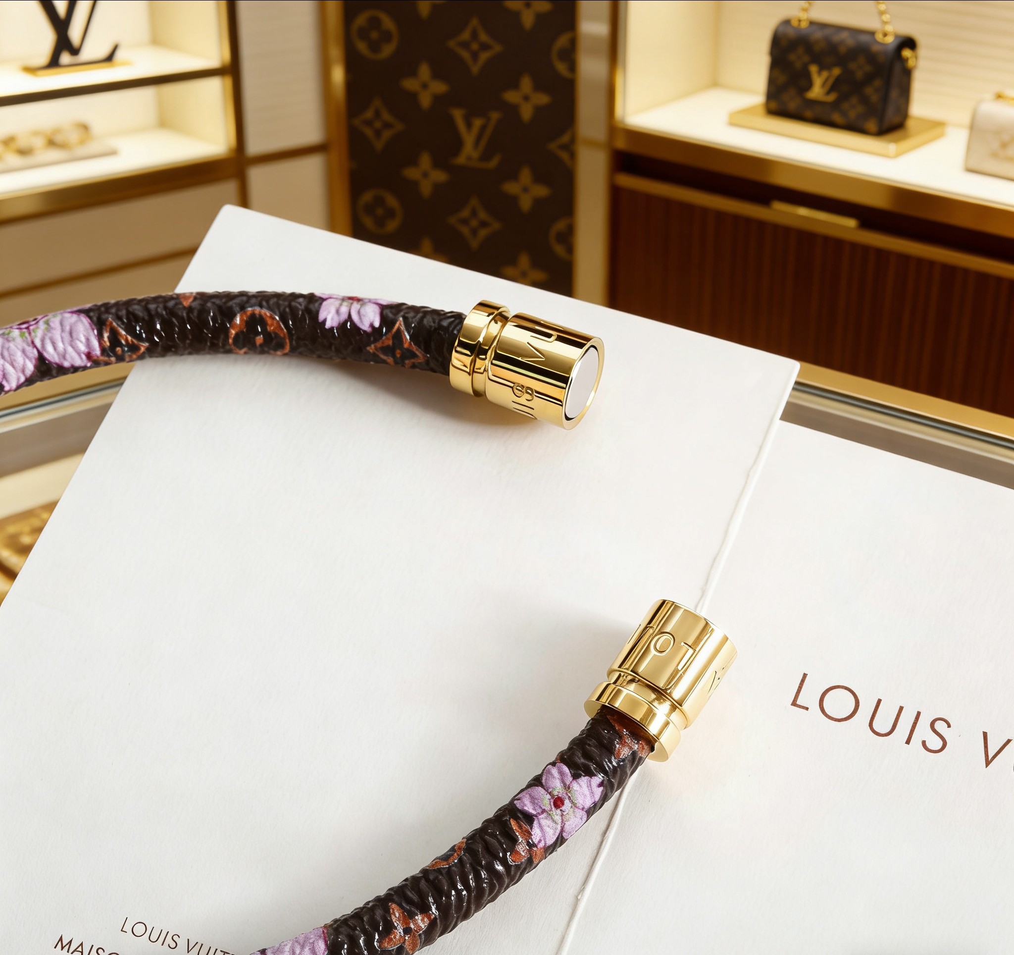 LV Women's fashion bracelet