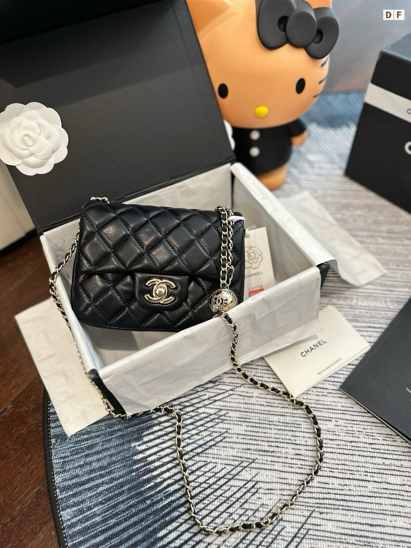 Chanel Mini Square CF 17CM Silver Ball Pearl Crush Quilted Leather Flap Chain Shoulder Bag - KAIROO
