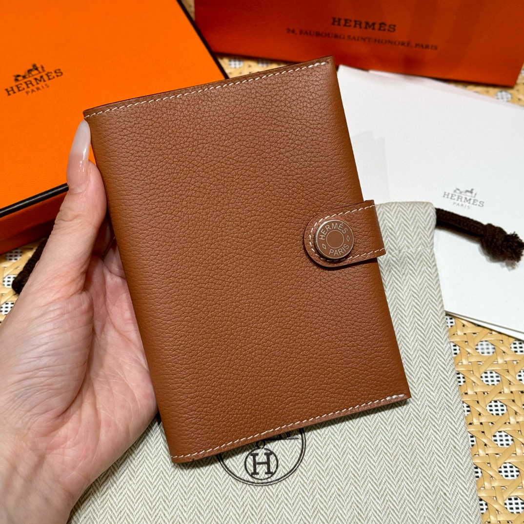 Hermes Gold Evercolor R.M.S Passport Holder
