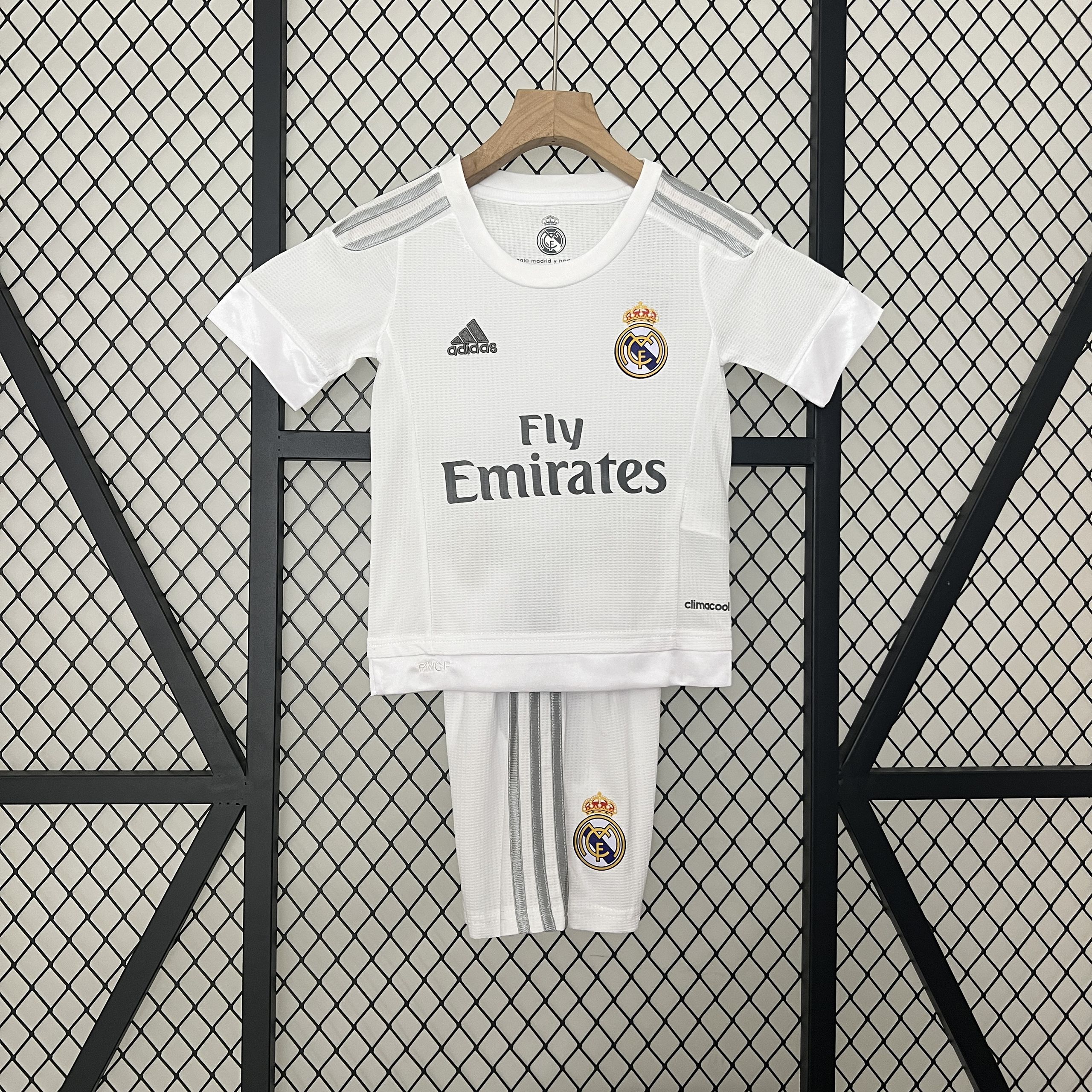 Real Madrid 15-16 Home Retro Kids Kits Children Sets Football Jersey