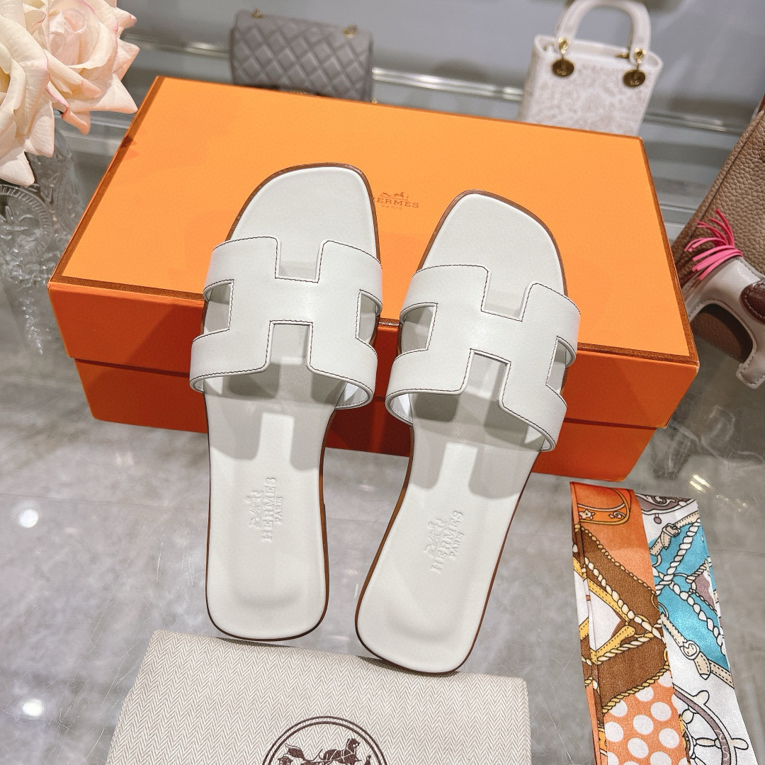 Hermes Women's Oran Slide