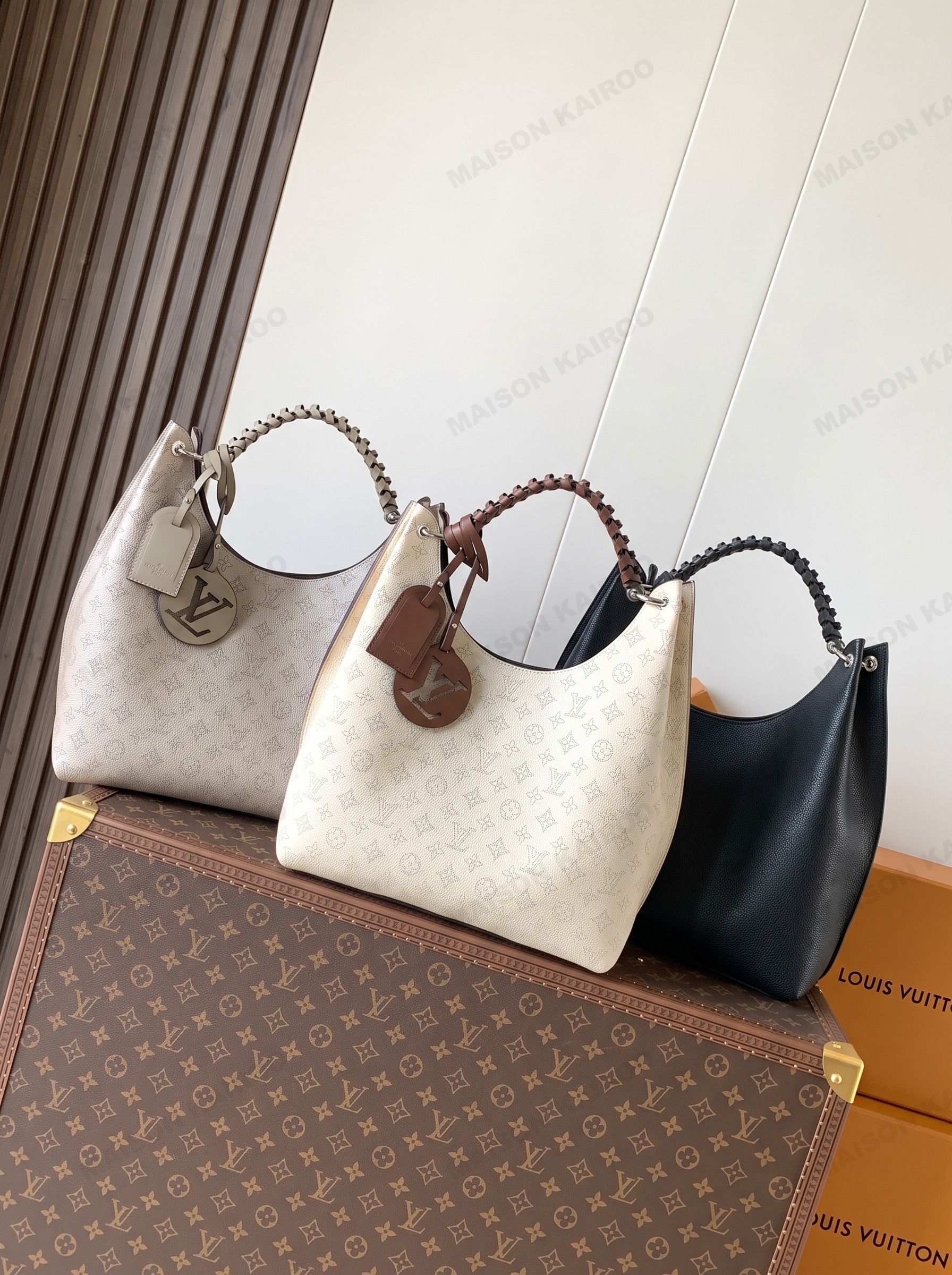 【10A】Louis Vuitton LV Mahina Hobo Moon Goddess Monogram Leather Braided Handle Shoulder Tote Bag - KAIROO