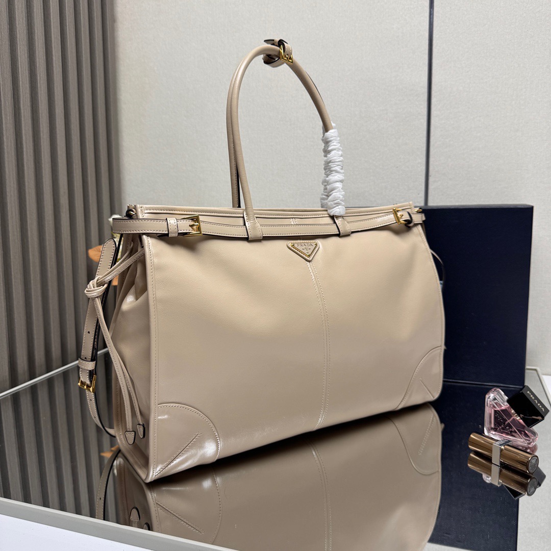 Prada Bonnie extra-large leather handbag-Beige 1BA439