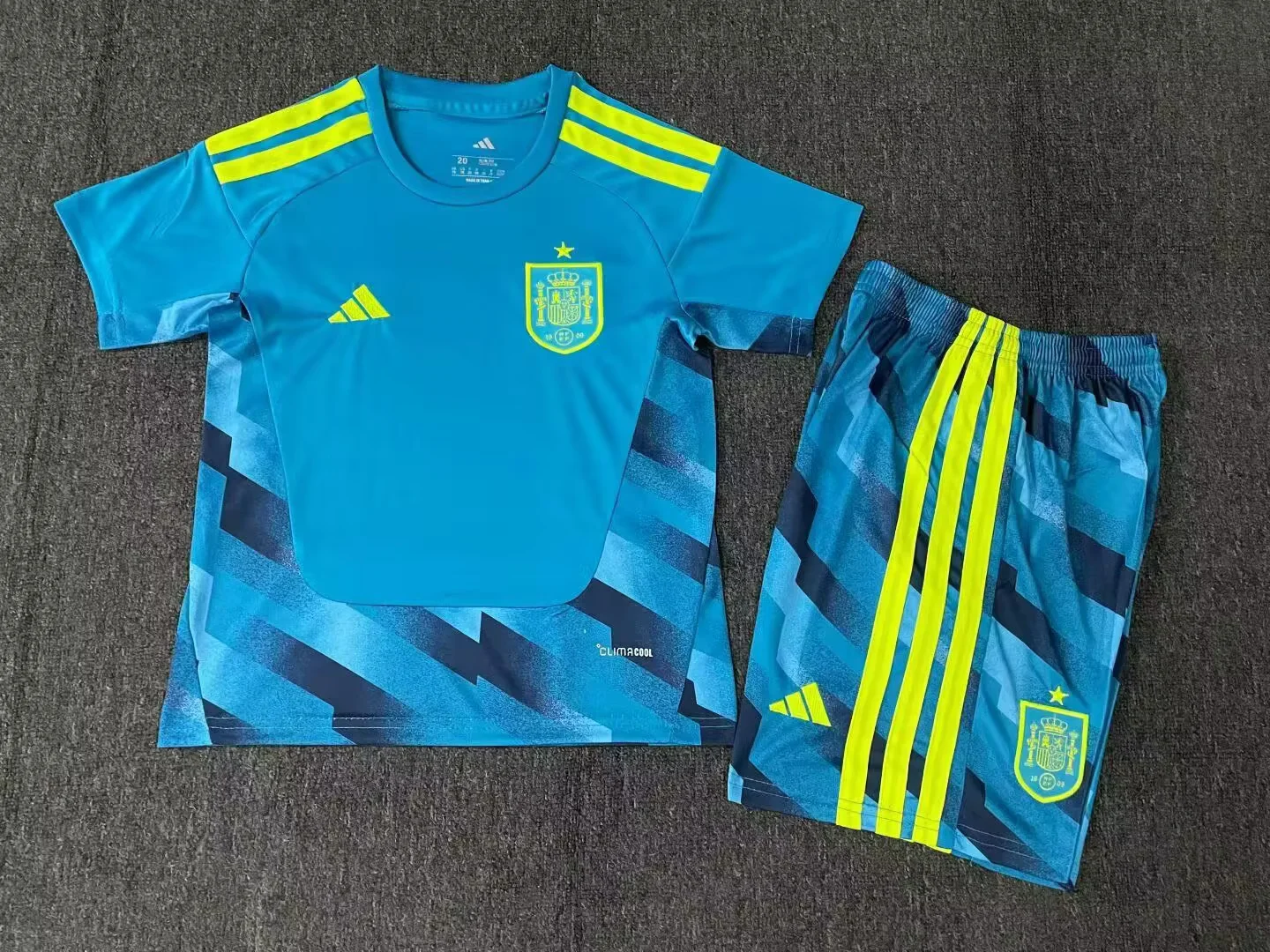 Kids 2026 Spain GK Jersey 16-28