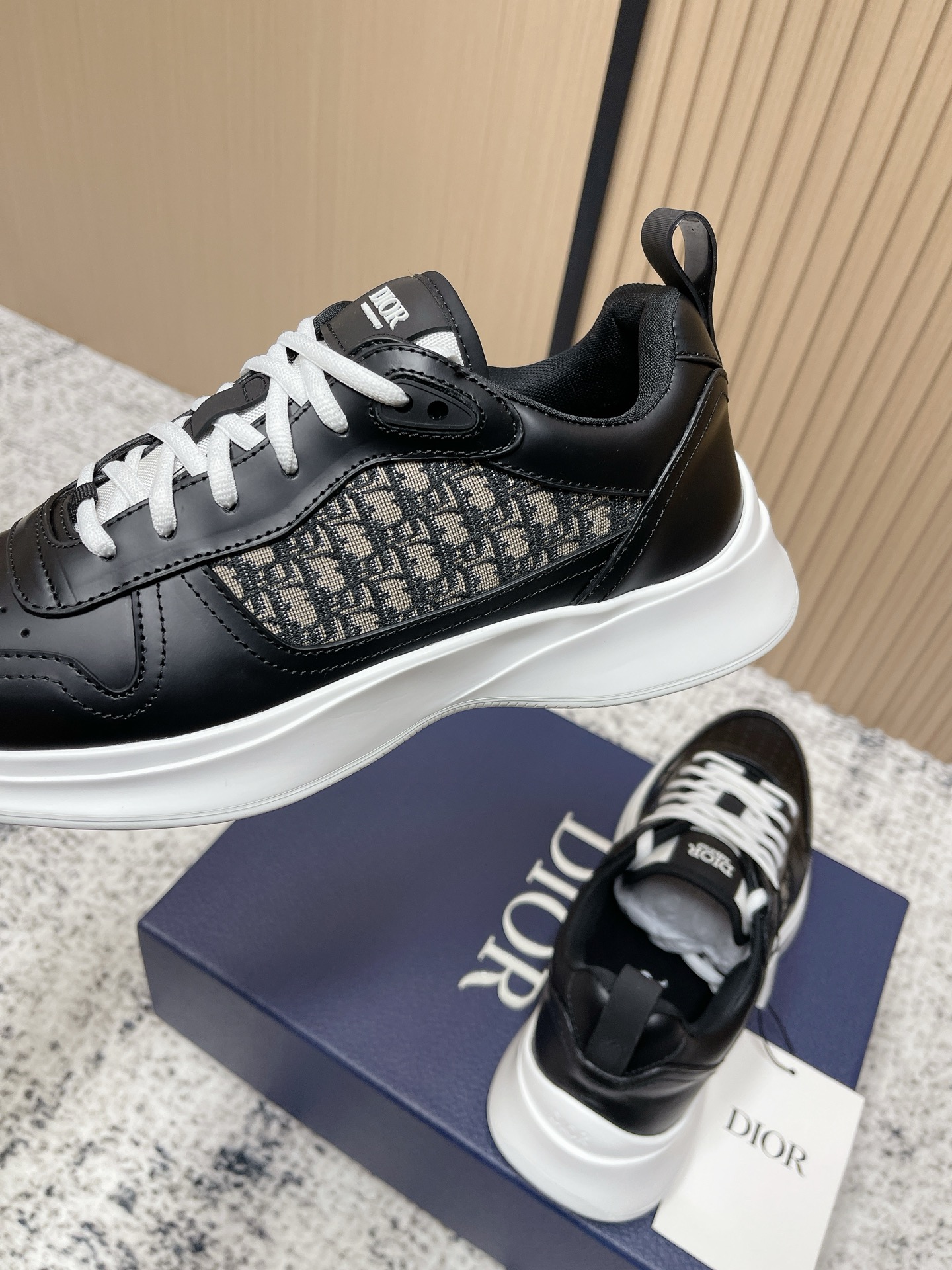 Men's Dior B25 Sneaker