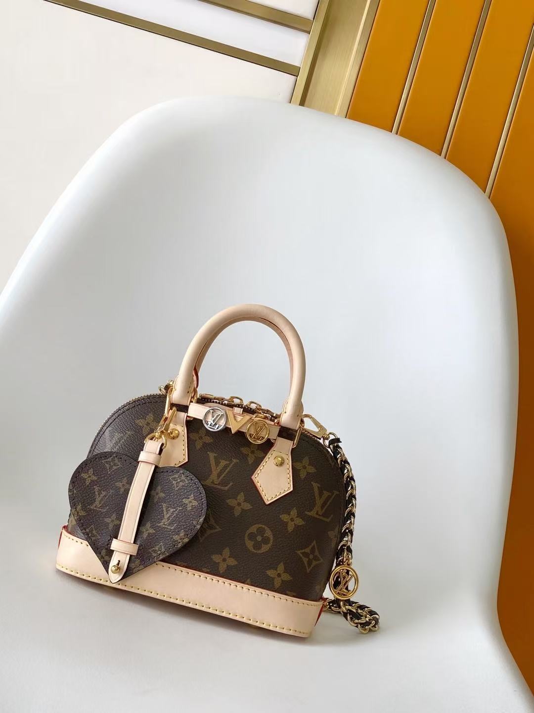 Louis Vuitton LV new handbag