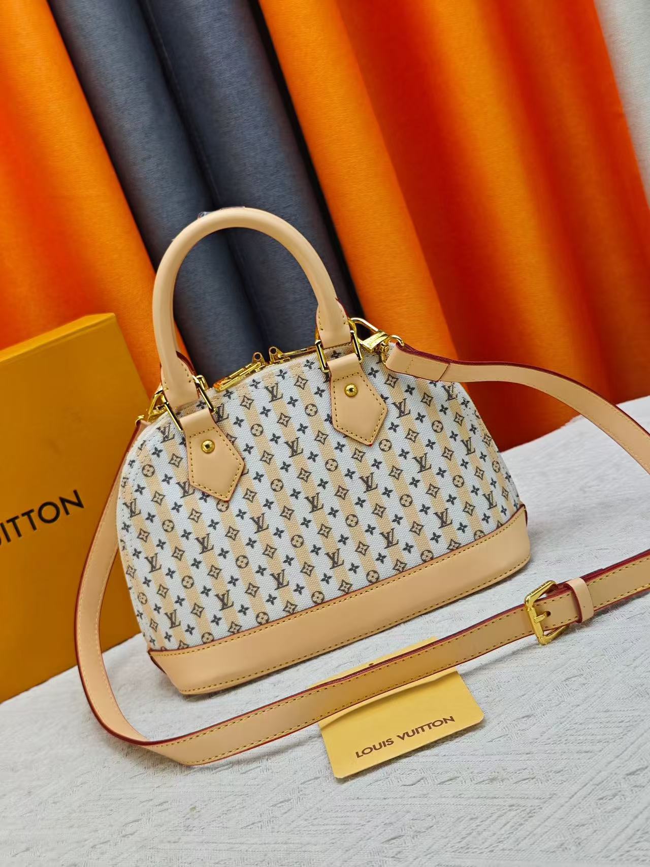 Louis Vuitton LV new ALMA BB handbag