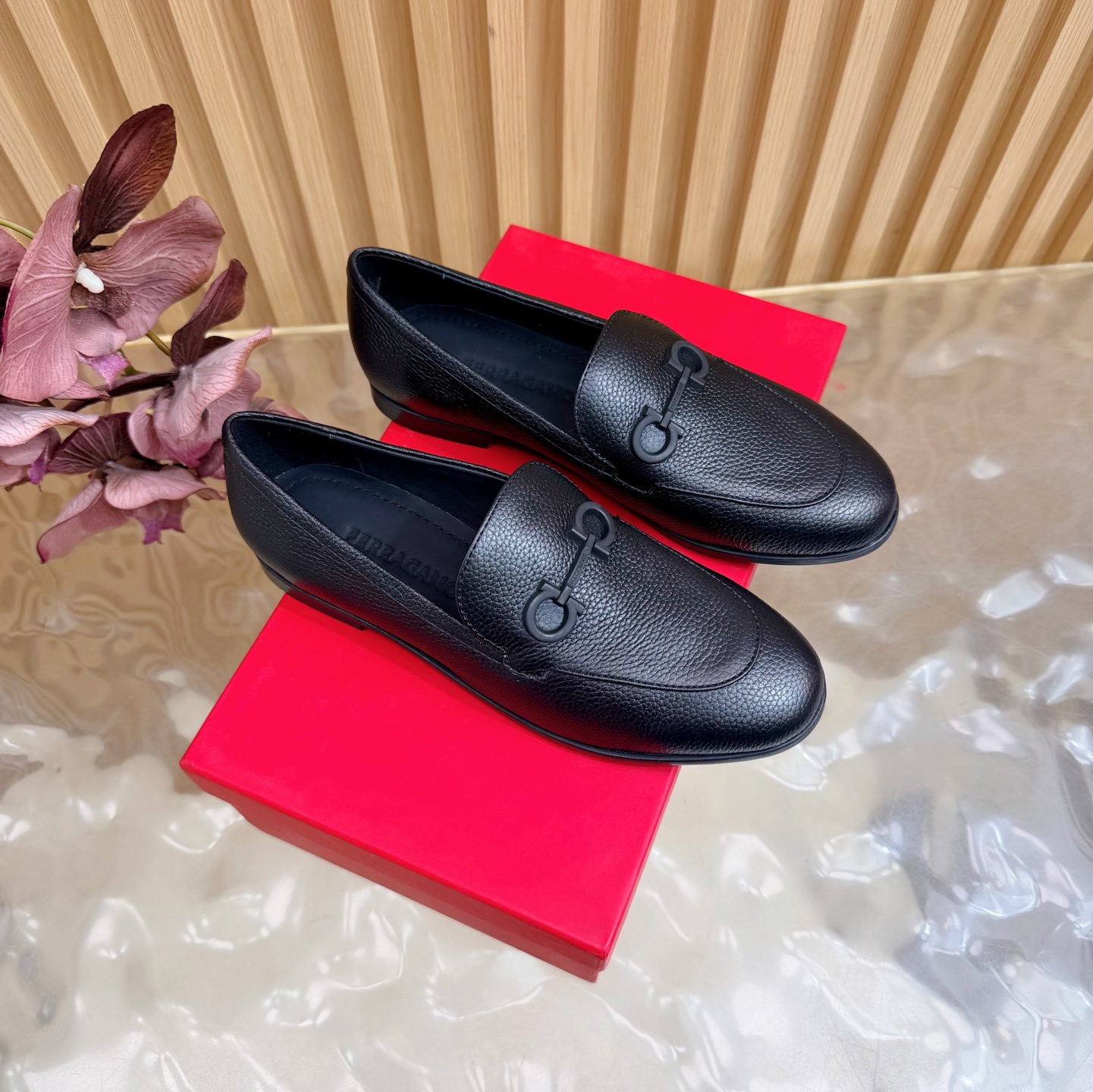 Ferragamo Loafer in soft grained calfskin