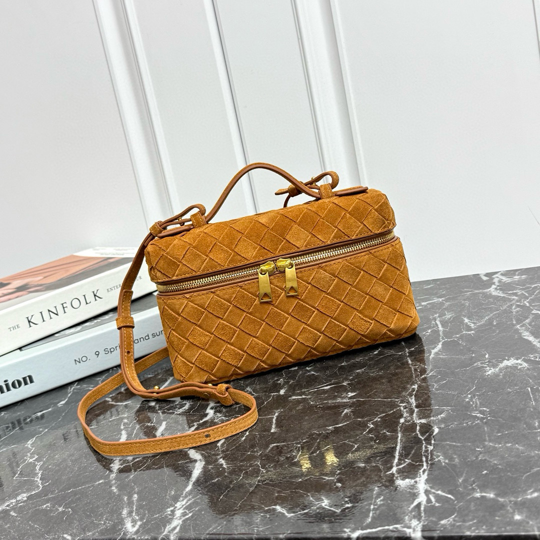 Bottega Amber Bang Bang Vanity case