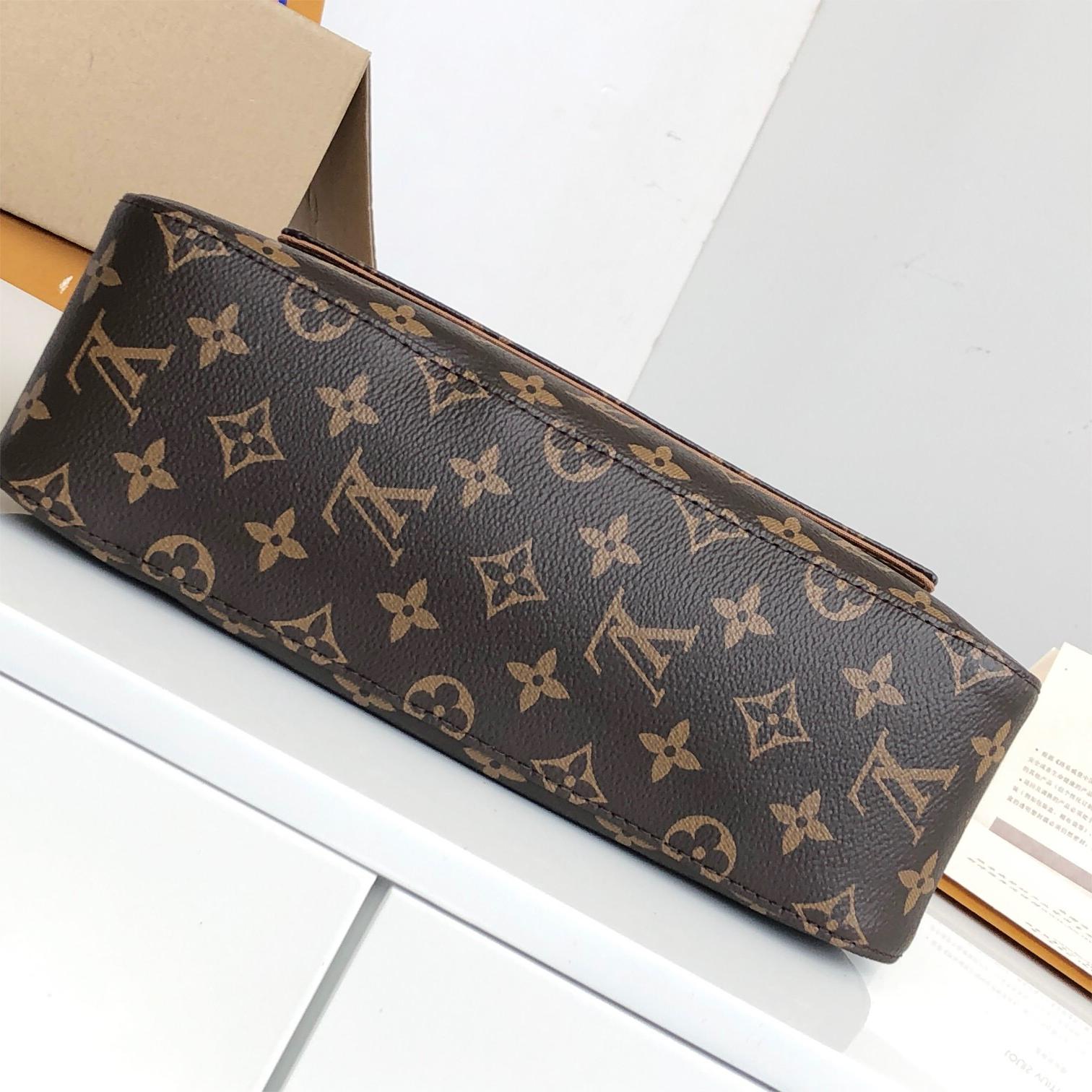 Louis Vuitton LV -Looping mm round handle shoulder bag