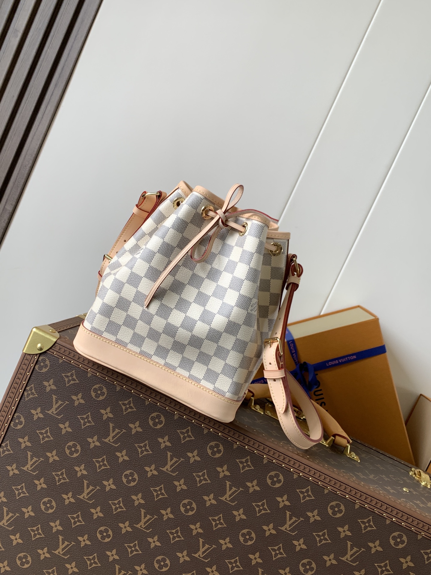 N40594 Noé BB bucket bag in Damier Azur Canvas