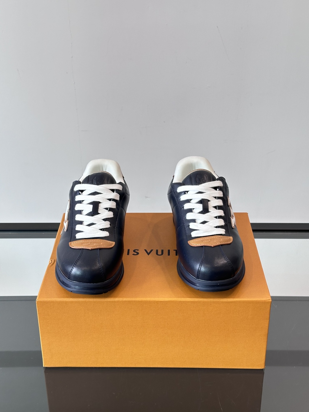 Men's LV Buttersoft Sneaker