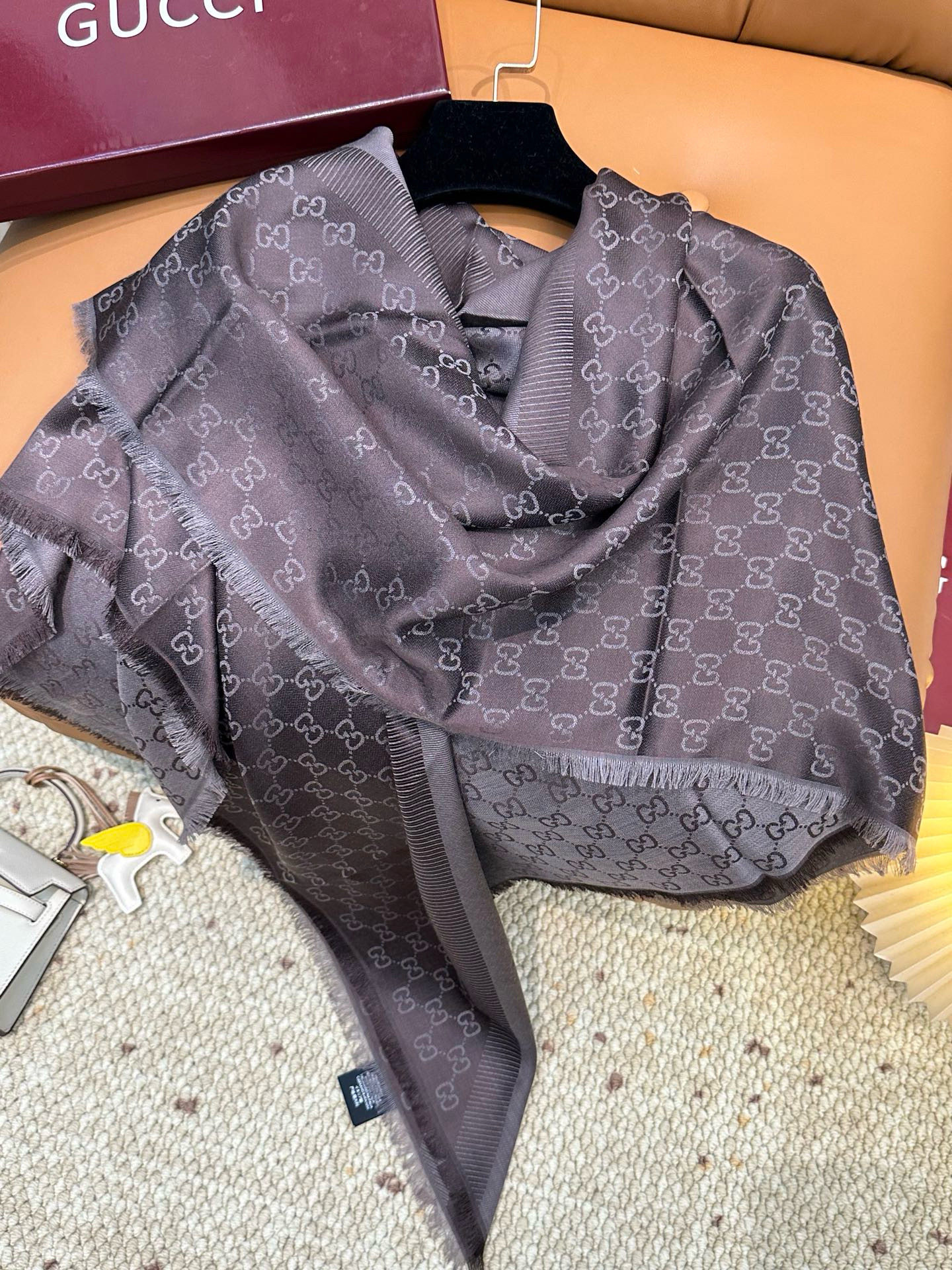 Gucci Classic Silk and cashmere shawl
