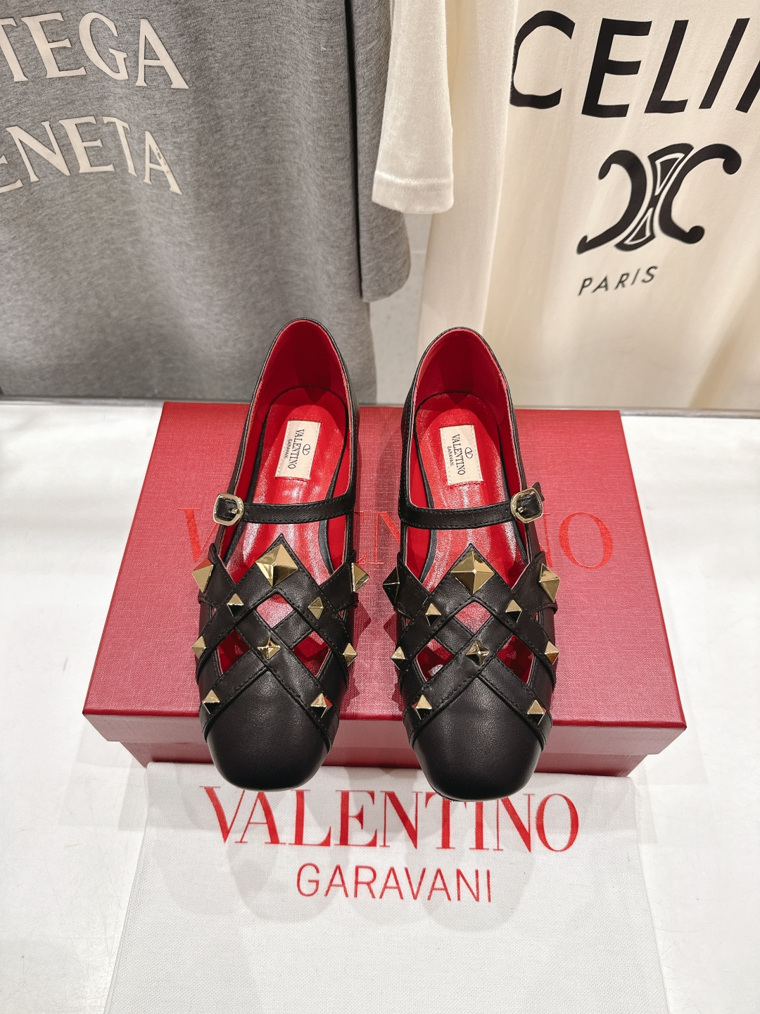 Vale*tino Mary Jane Flat Ballets