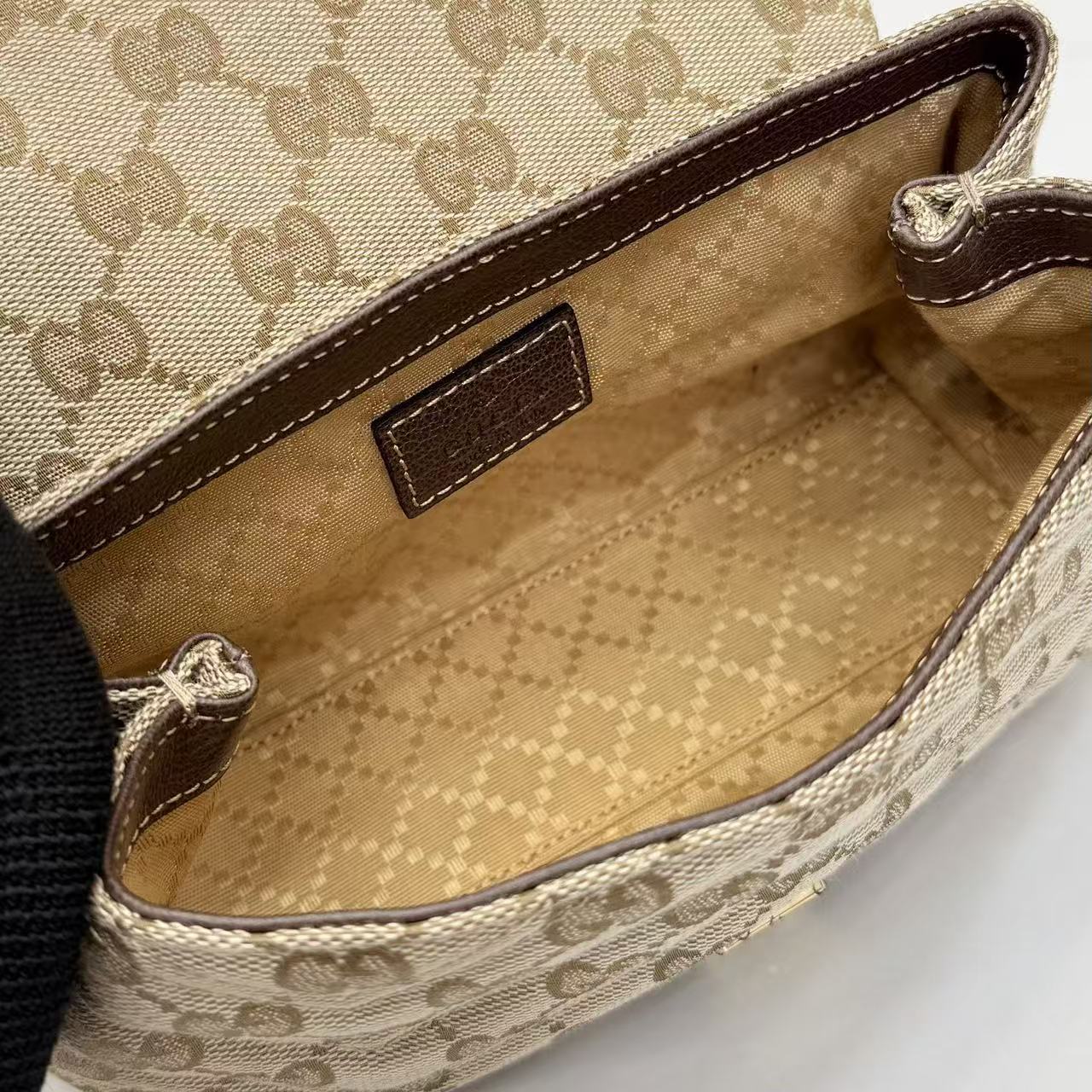GUCCI GG Marmont mini shoulder bag