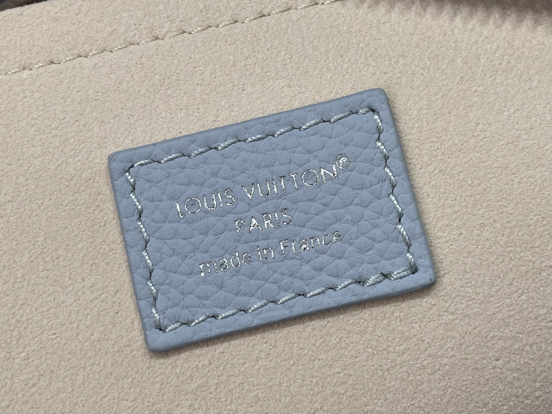 Louis Vuitton Hand It All PM handbag