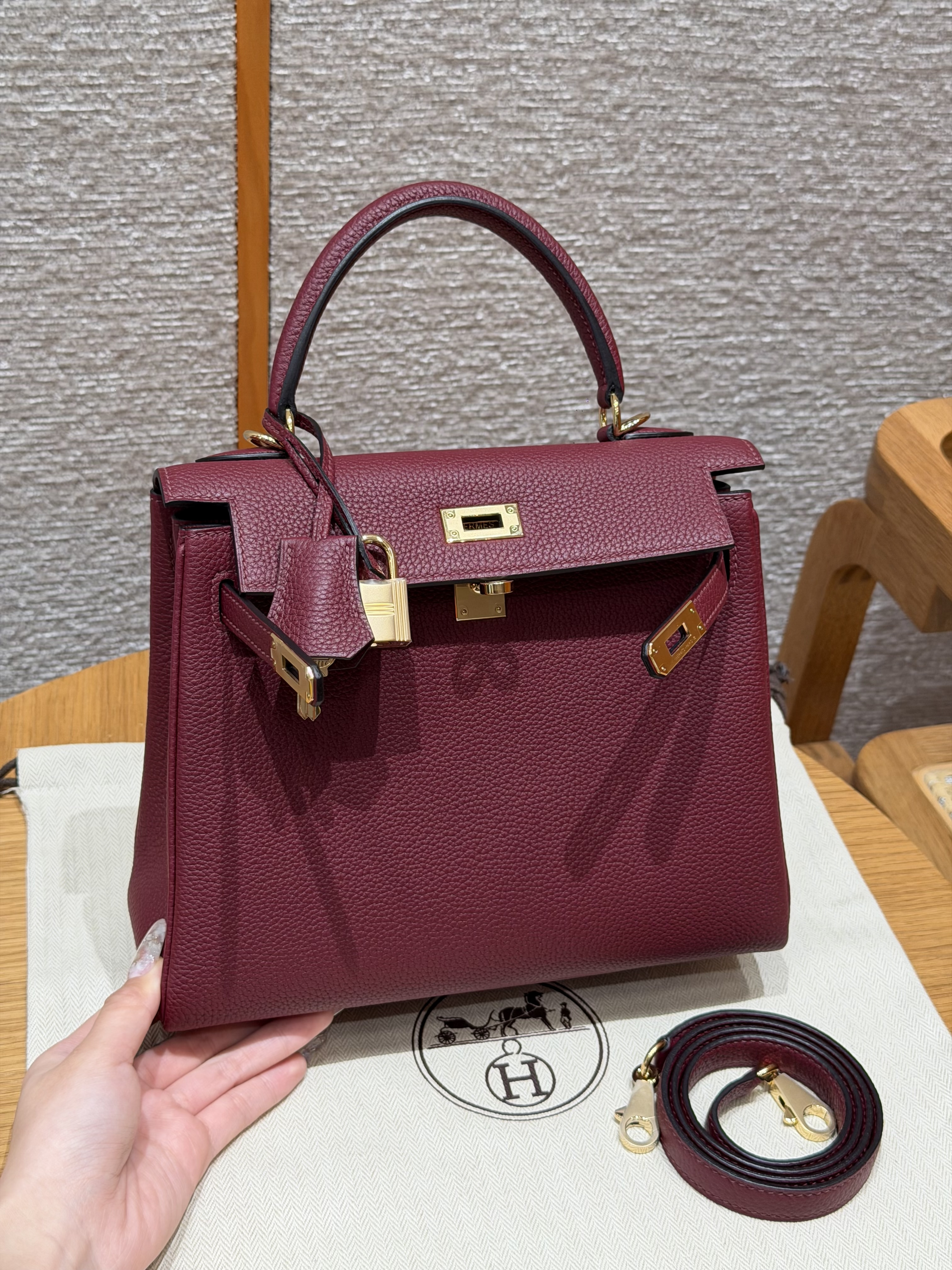 Hermes Rouge H Togo Kelly 25