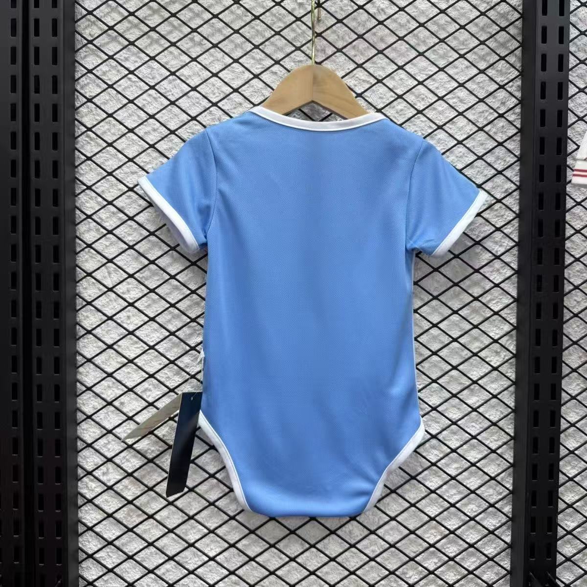 26/27Baby Manchester City  Home  9-12