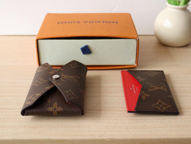 Louis Vuitton Matching Wallets card pack