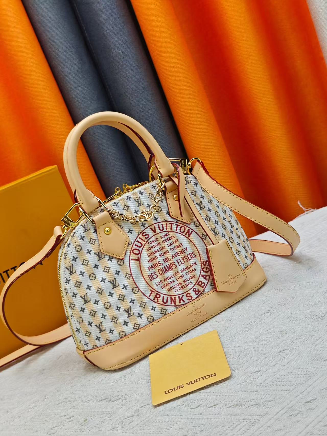 Louis Vuitton LV new ALMA BB handbag