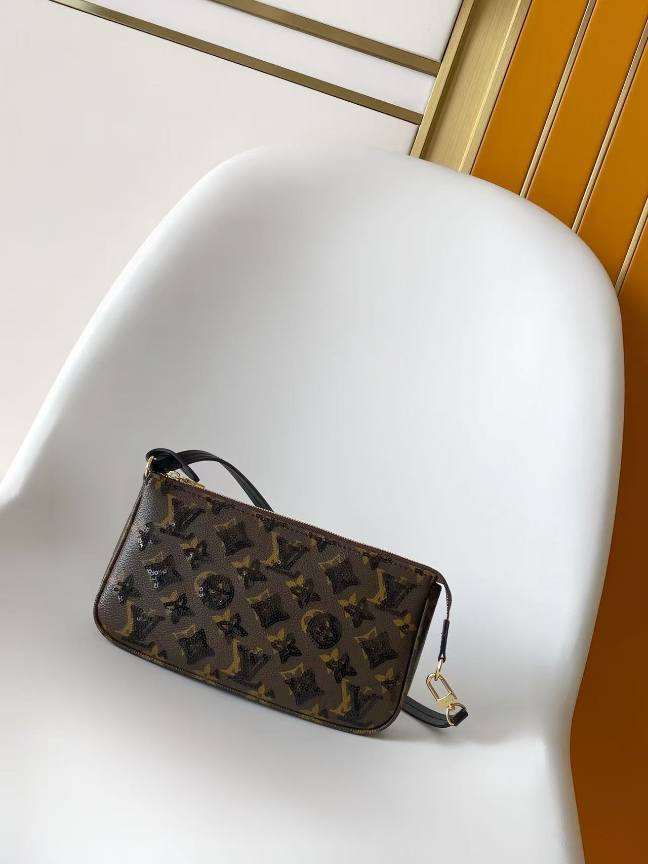 Louis Vuitton Pochette Accessories handbag