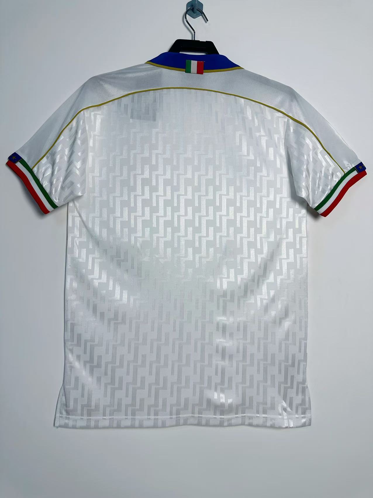 Italy Retro Away Jersey 1995