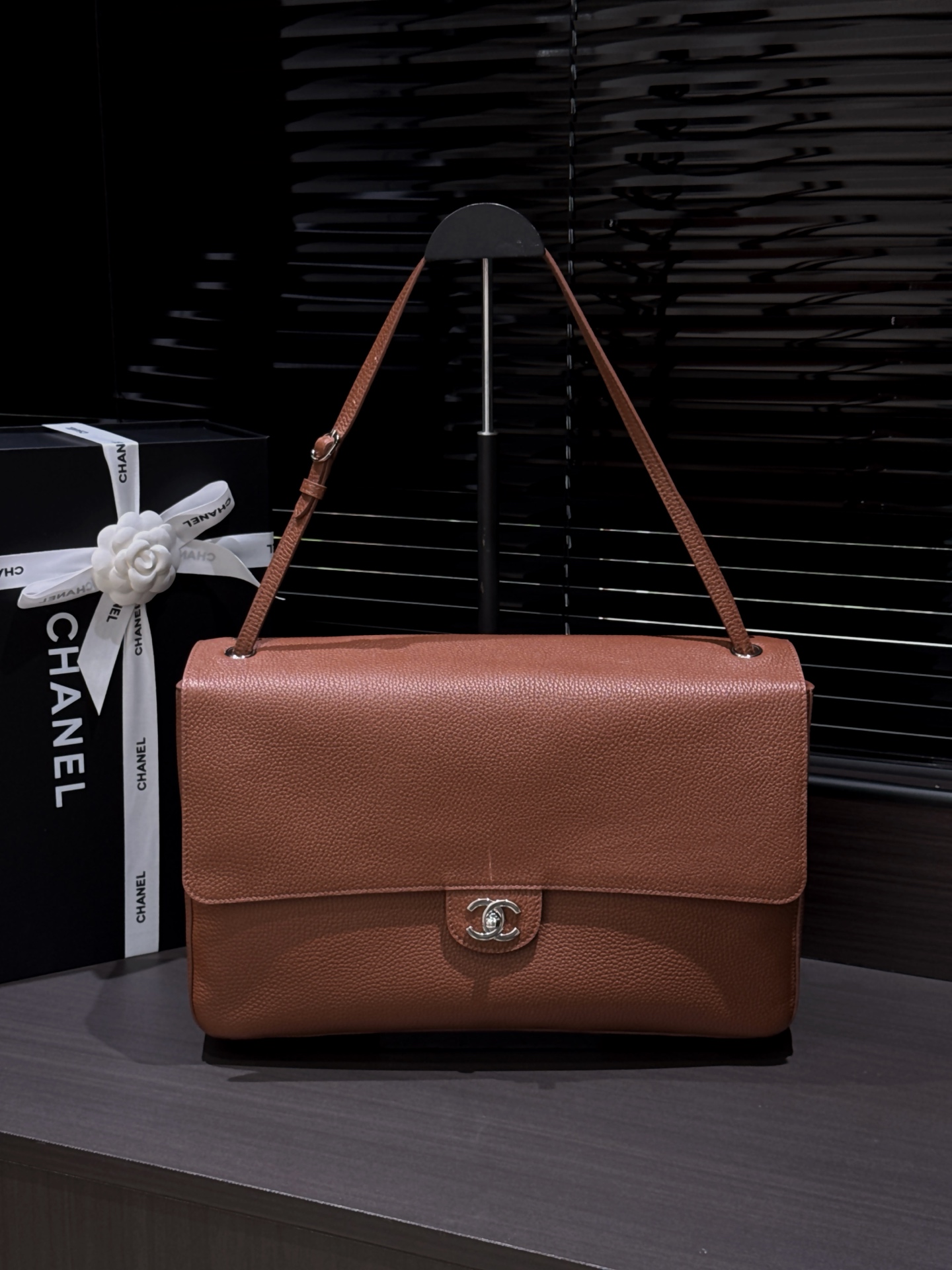 CHANEL 2026 Maxi Flap bag 38cm in Camel AS6233