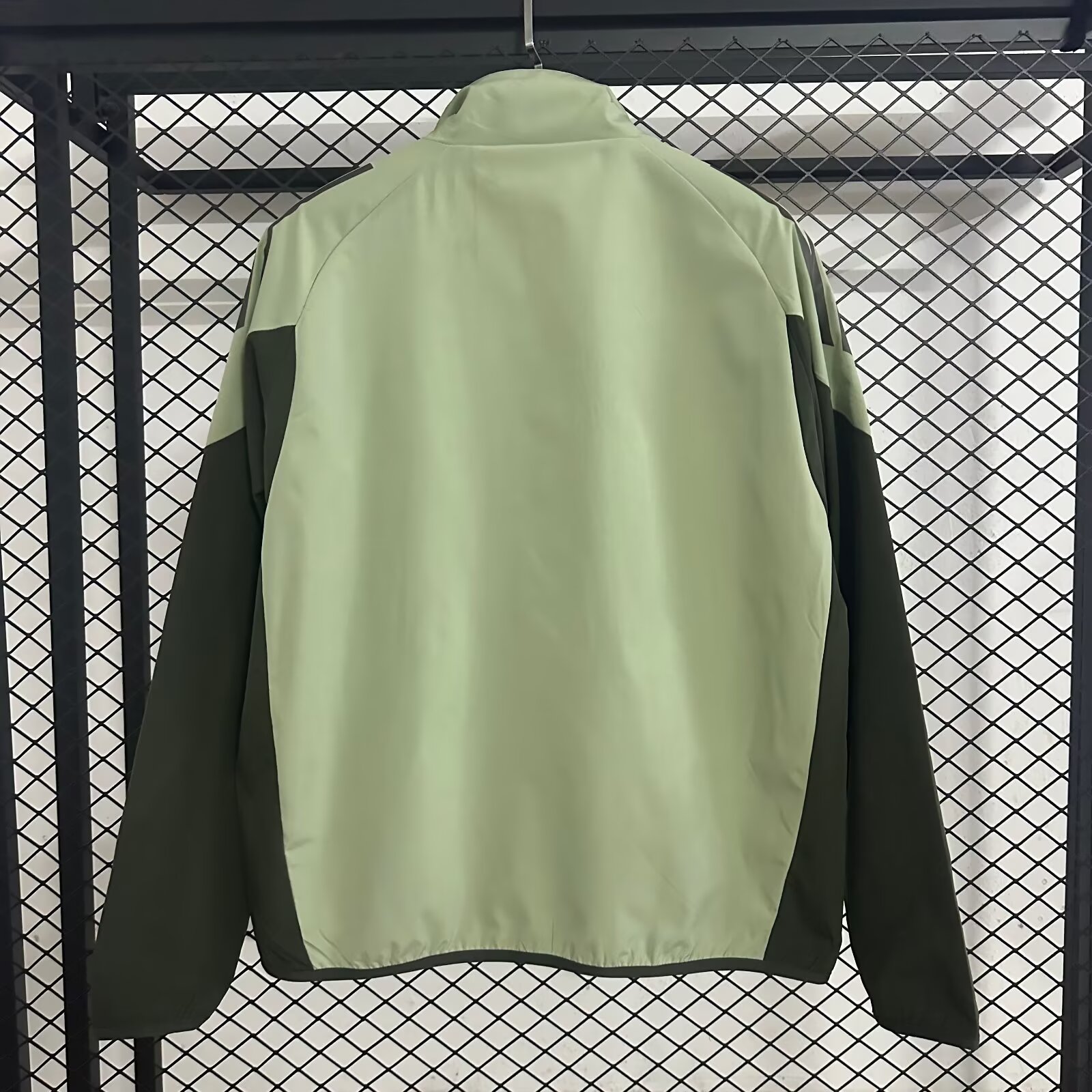 2026 Real Madrid grass-green training windbreaker