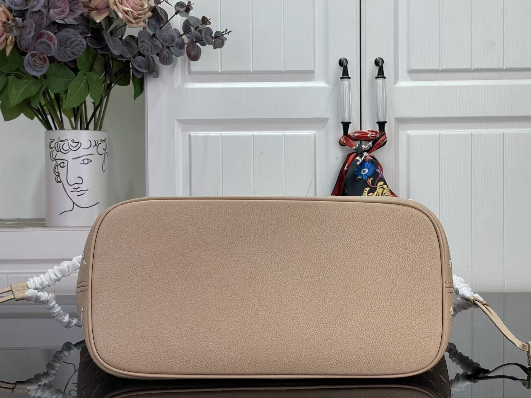 Louis Vuitton LV new NEVERFULL medium tote bag