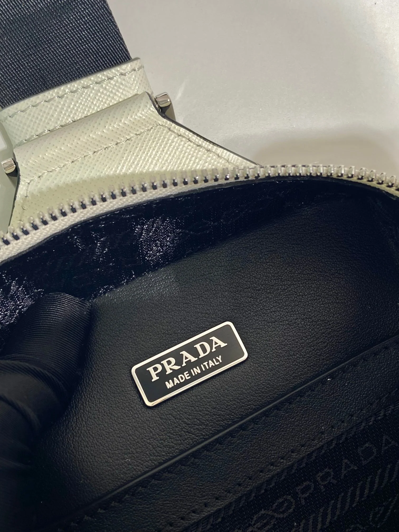 Prada CHEST BAG 20 IN WHITE SAFFIANO LEATHER