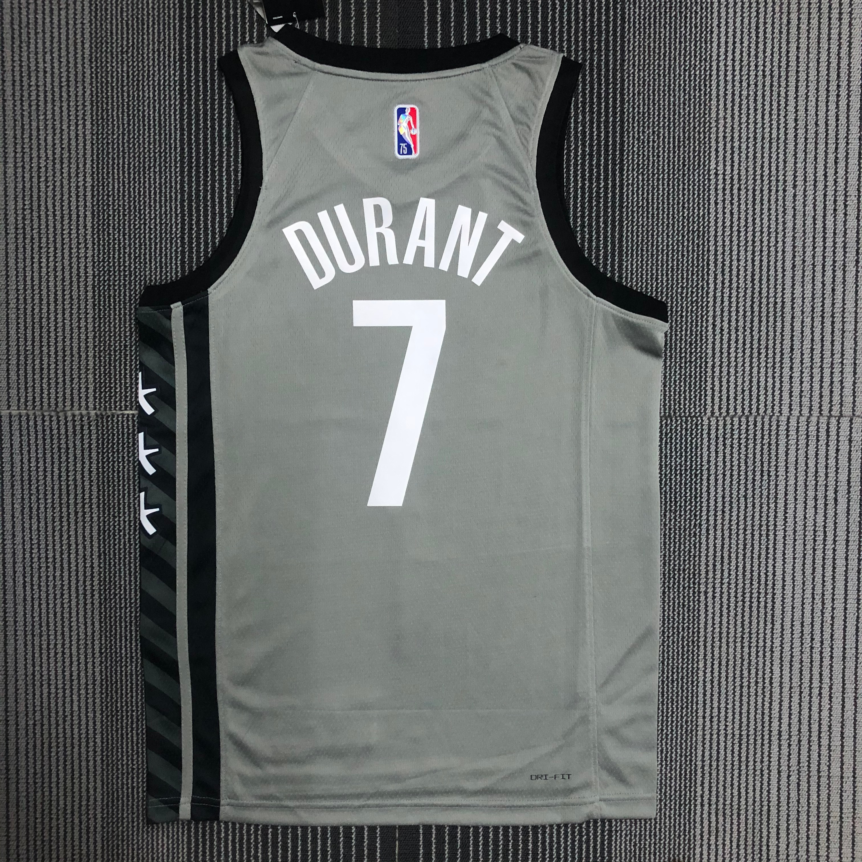 75th Anniversary Brooklyn Nets Limited Edition No. 7 Durant