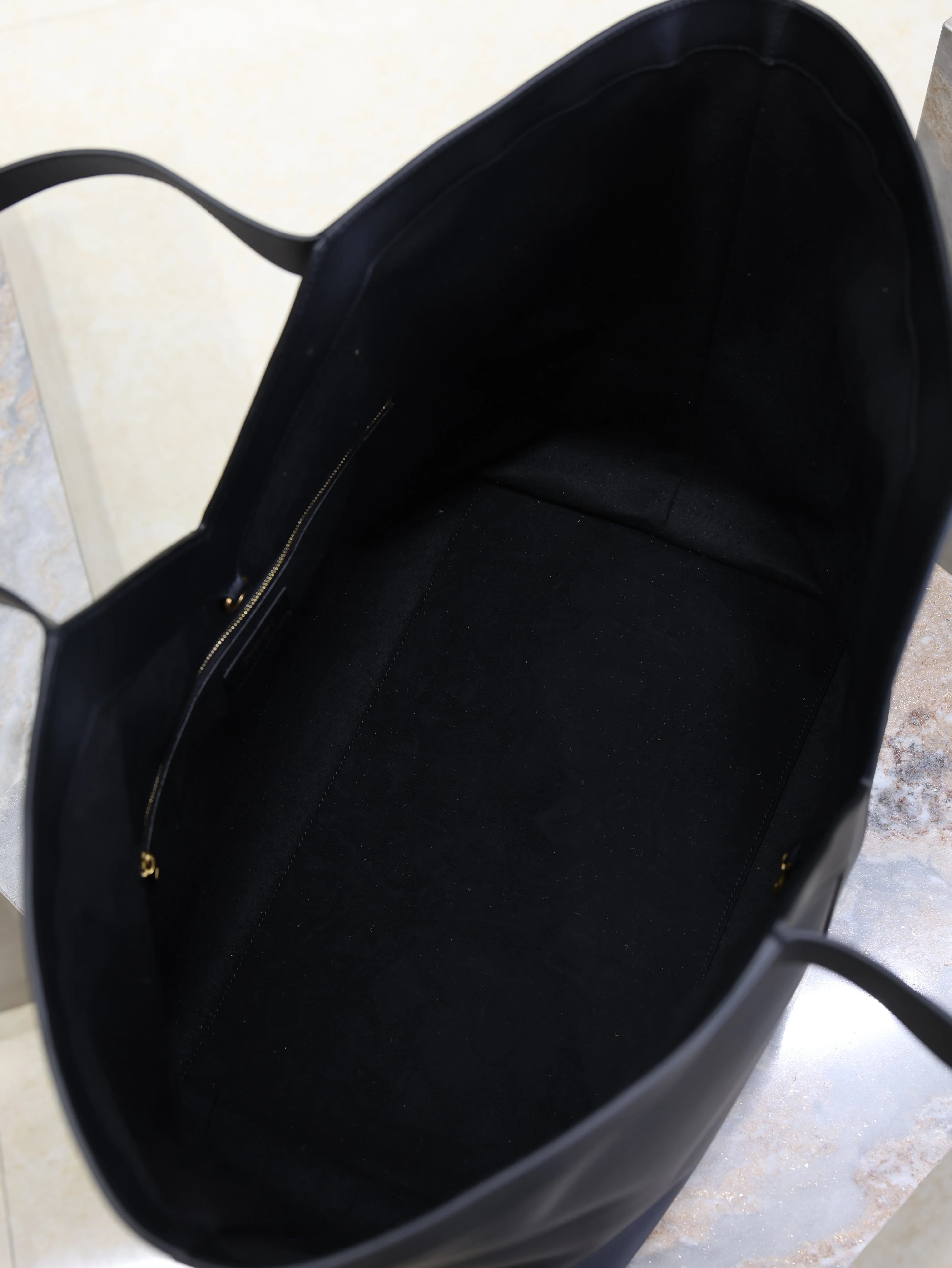 Saint Laurent YSL  Tote Bag Black Cowhide