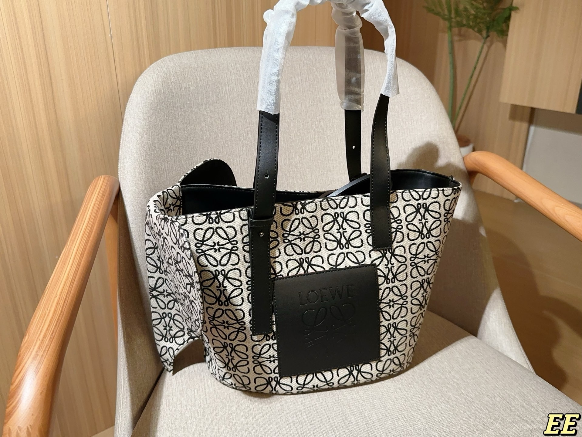 Loewe Elephant Shaped Anagram Jacquard Canvas Adjustable Leather Handles Tote Basket Bag - KAIROO