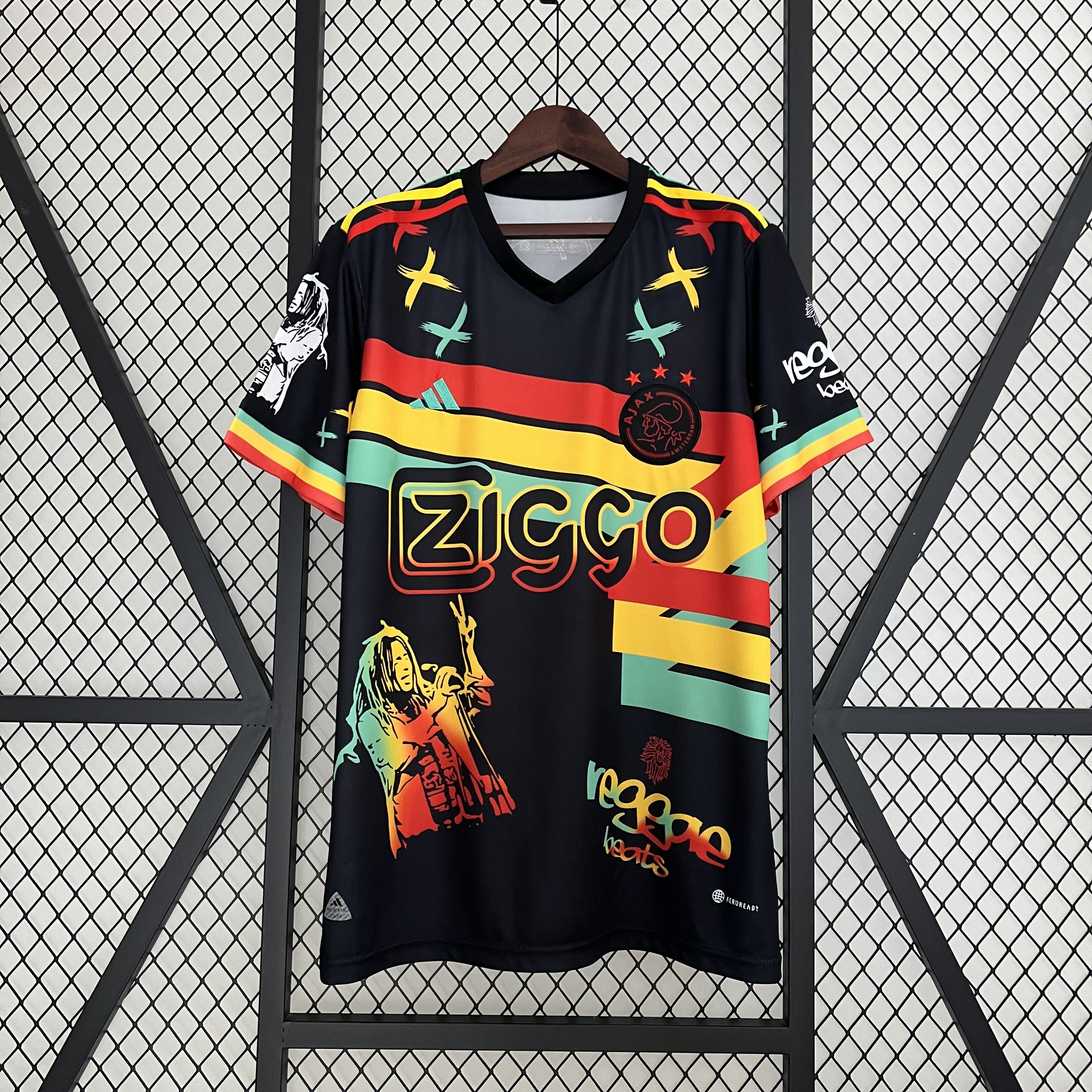 Ajax Graffiti Edition  Size: S-XXL