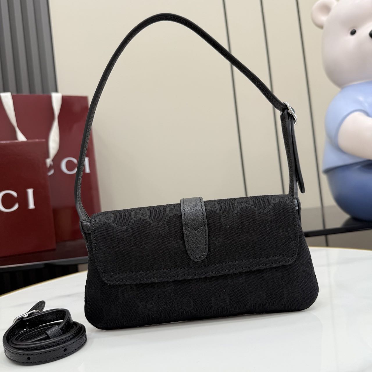 Gucci Jackie small shoulder bag
