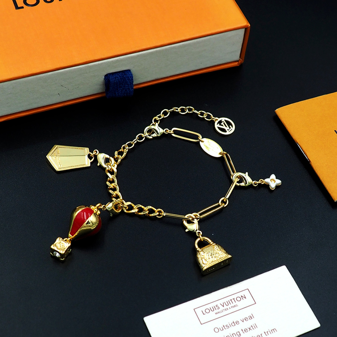 LV Women's fashion bracelet