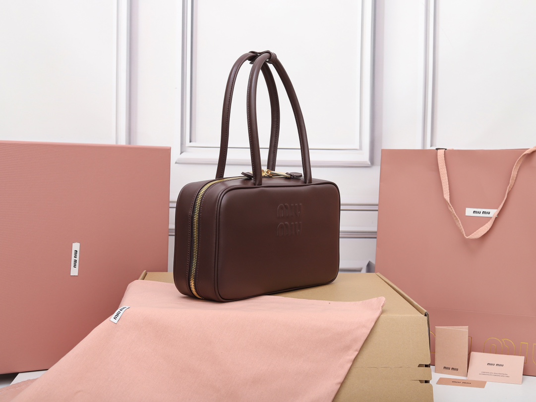MiuMiu 2024 New Calfskin Handbag