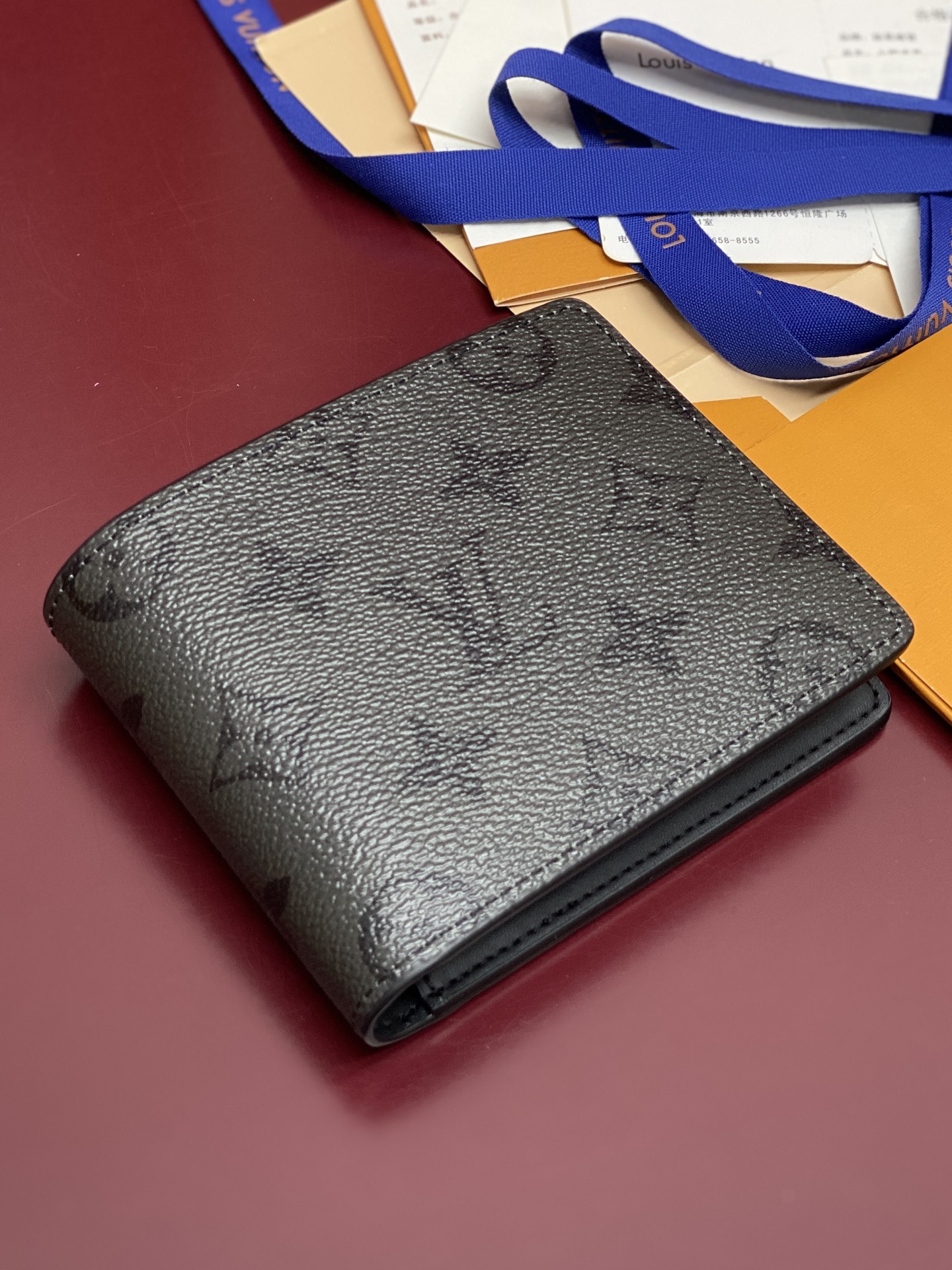 M26744 LV Men's Multiple Wallet Monogram Midnight
