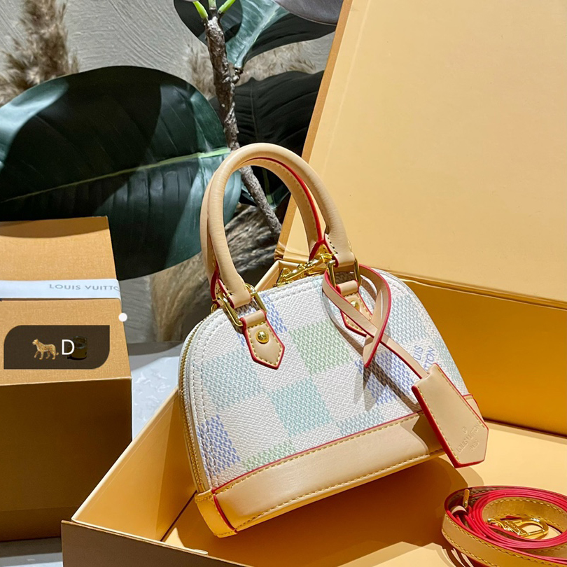 Louis Vuitton mini original  Retiro bag