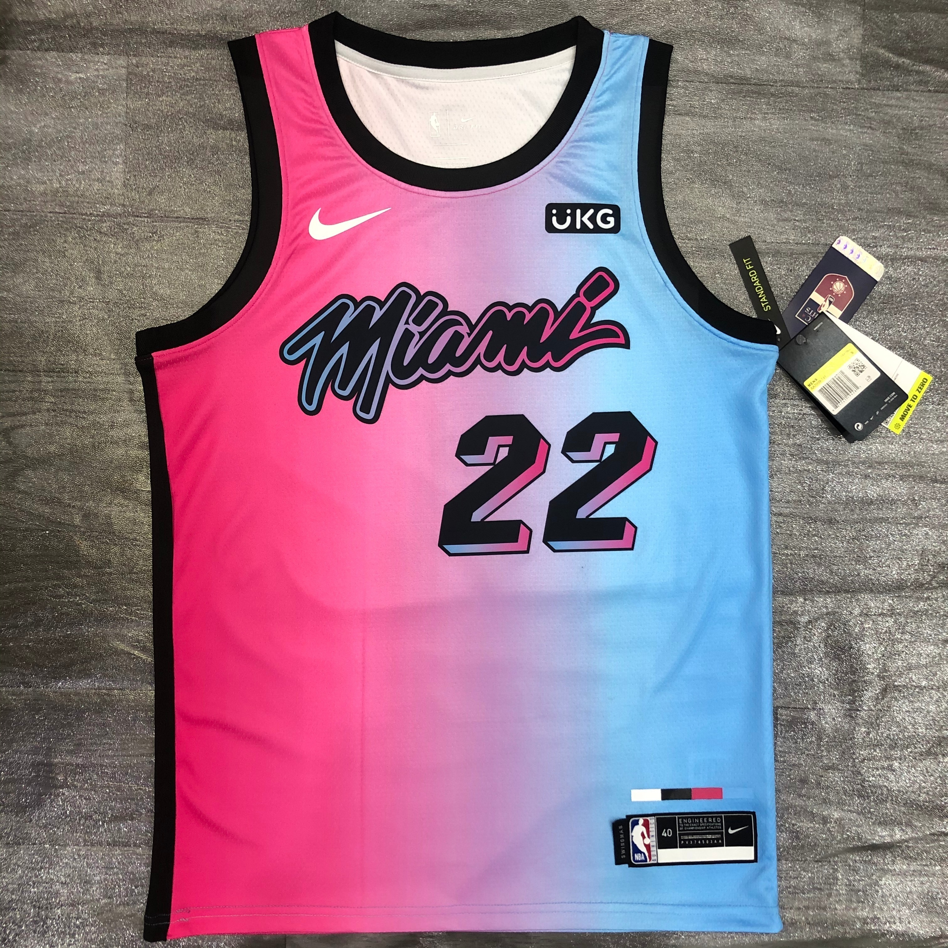21 Season Miami Heat City Edition  No.22