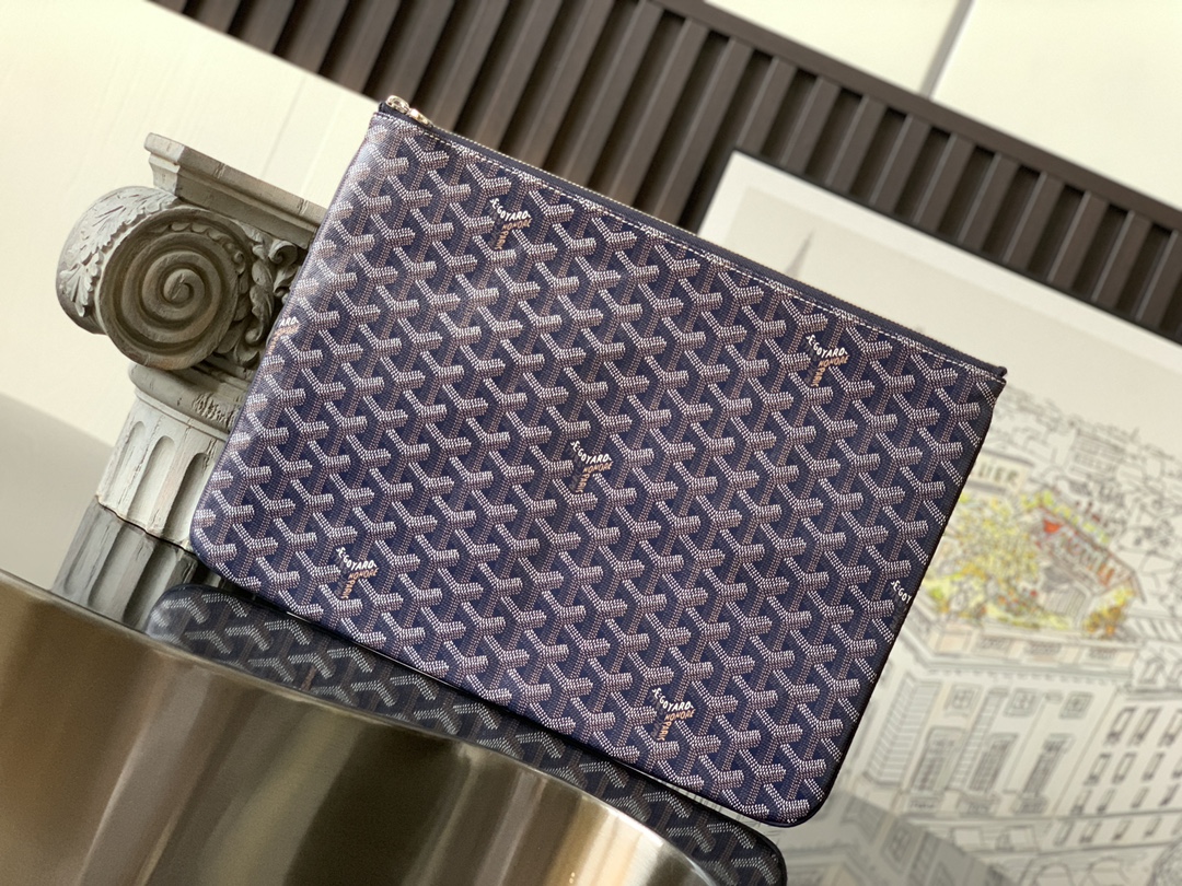 Goyard Sénat pouch in Dark blue
