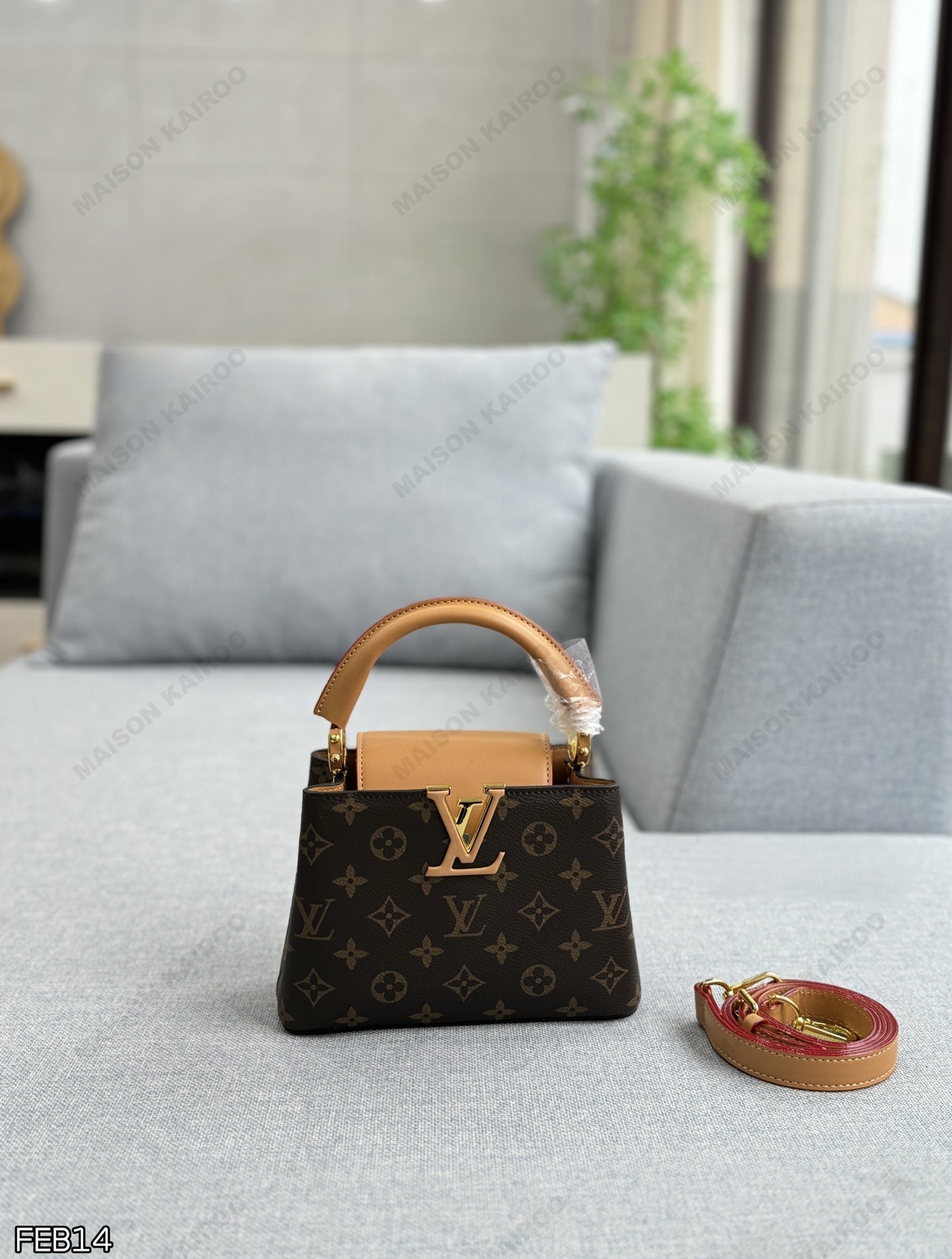 Louis Vuitton LV Capucines MM/BB/Mini Monogram Brown Canvas Leather Top Handle Bag - KAIROO