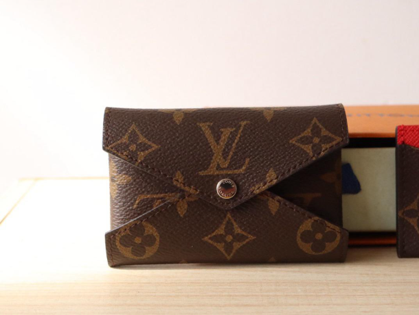 Louis Vuitton Matching Wallets card pack