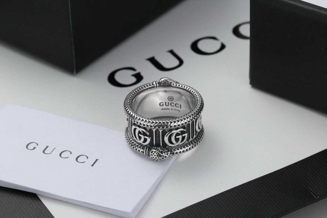 Gucci Antique Silver Unisex Ring
